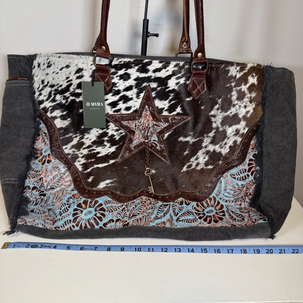 Myra Asterias Canvas & Hairon Western Cowhide Star Tote Bag S-4393 NWT - Picture 2 of 6